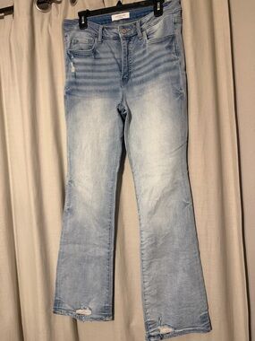 Lovervet by Vervet Light Wash Women's Flare Jeans - Light Blue